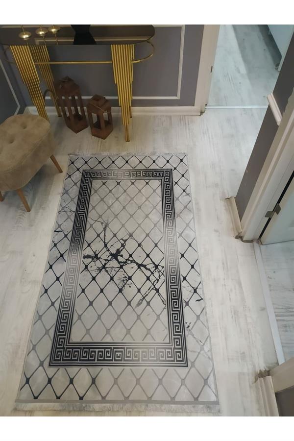 Kaymaz Tabanlı Yıkanabilir Versace Granit Çerçeve Desenli Dokuma Taban Halı