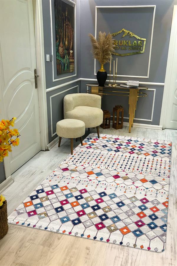 Kilim Desenli Kaymaz Tabanlı Yıkanabilir Leke Tutmaz Dot Taban Halı