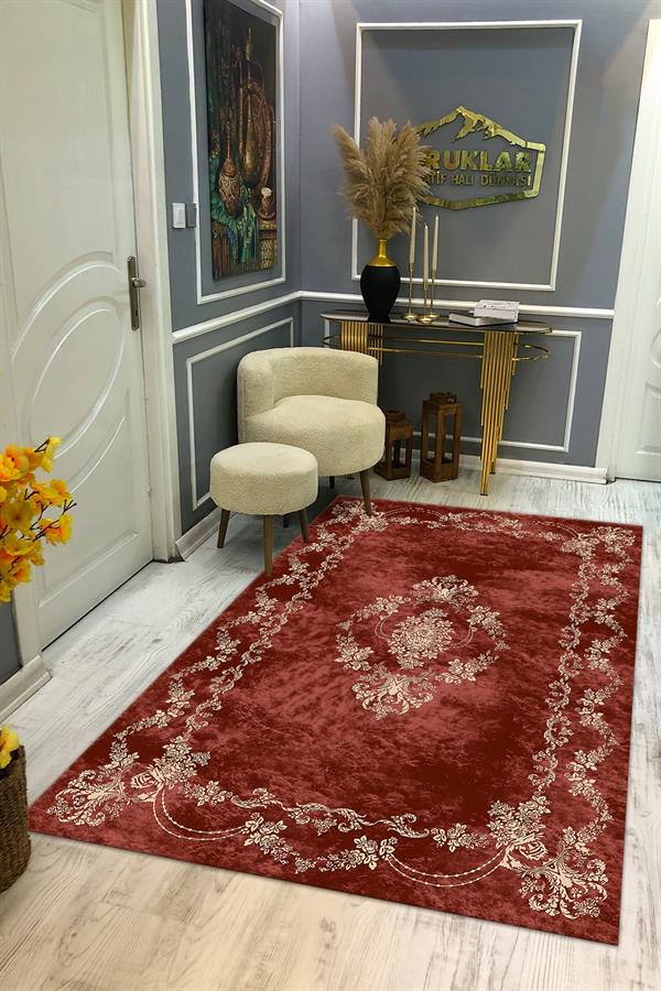 Klasik Desenli Kaymaz Taban Yıkanabilir Leke Tutmaz Dot Taban Halı
