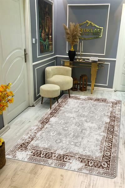 Kaymaz Tabanlı Yıkanabilir Leke Tutmaz Modern Klasik Desenli Salon Halısı Dot Taban Halı KLDH24