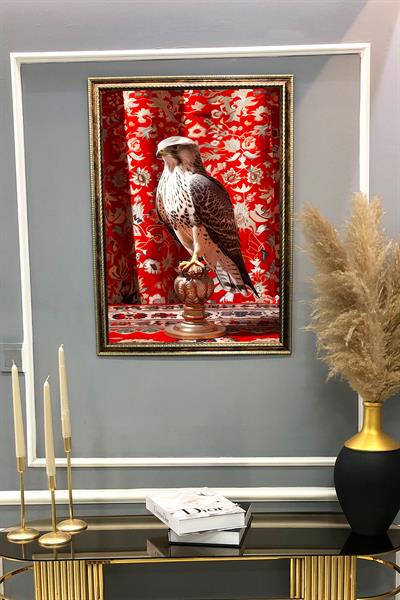 Klasik Atmaca Kuşu Desenli Çerçeveli Duvar Tablosu 50x70cm PTL03