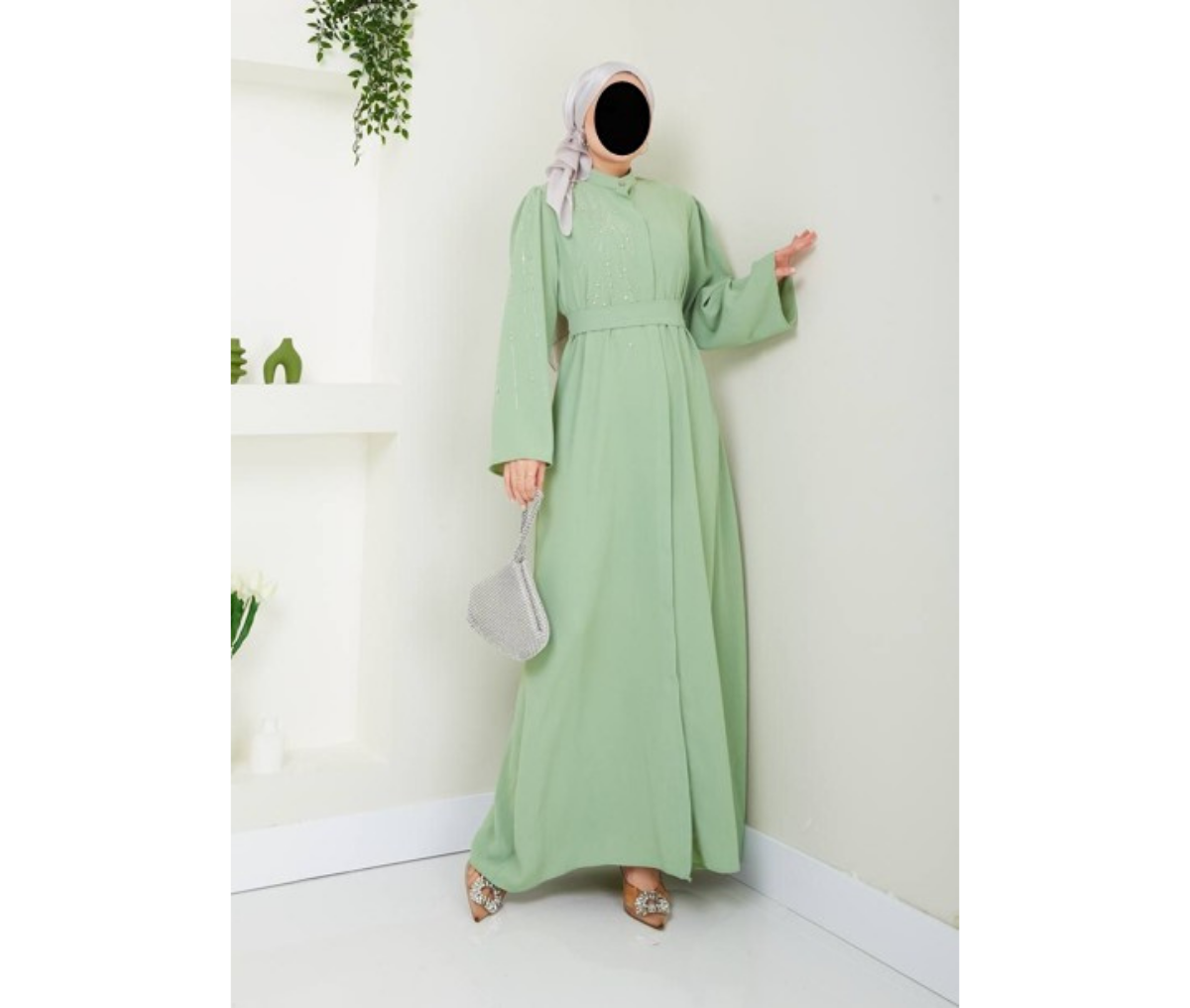 Zarif İşlemeli Ferace