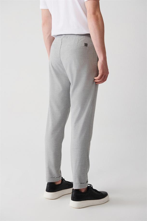 Açık Gri Yandan Cepli Beli Lastikli Bağcıklı Duble Paça Relaxed Fit Jogger Pantolon