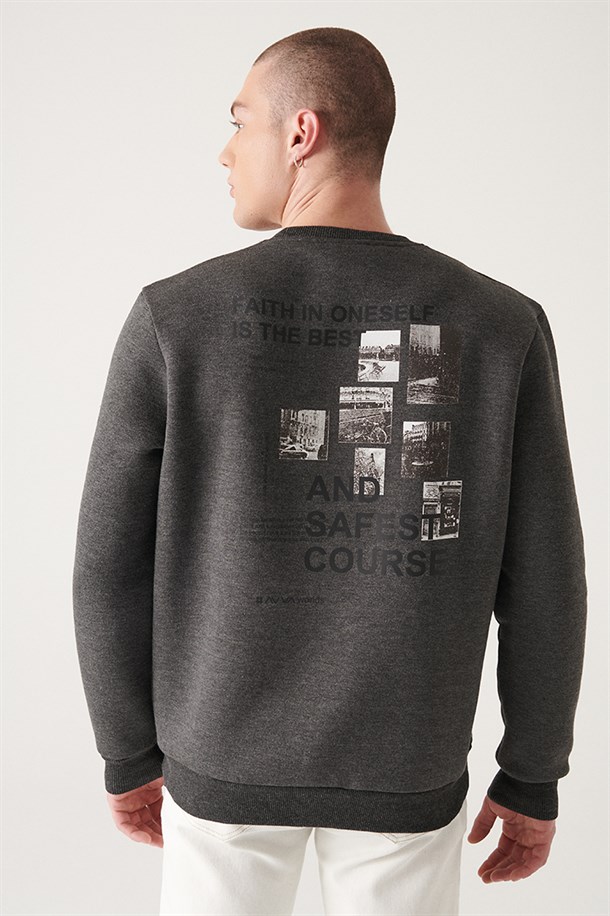 Arkası Baskılı Sweatshirt