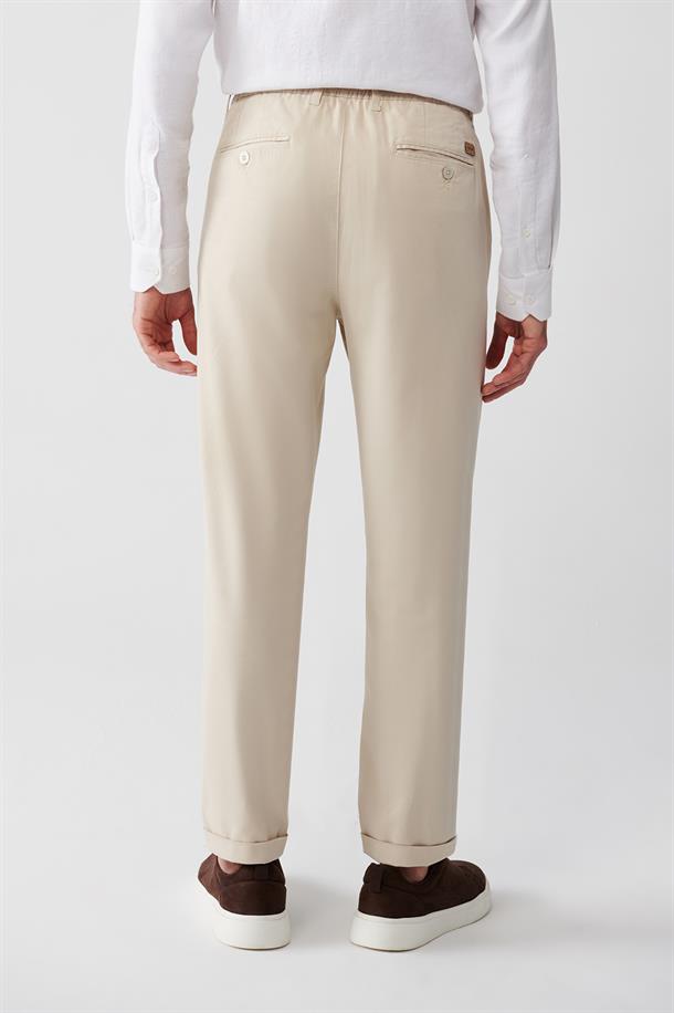 Bej Yanı Lastikli Yumuşak Tuşeli Slim Fit Chino Pantolon