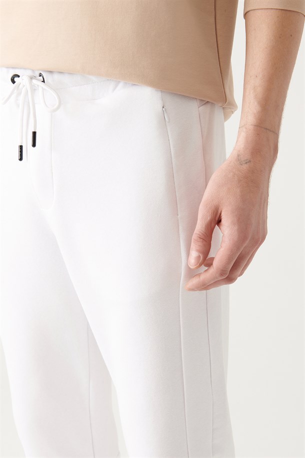 Beyaz Baskılı Jogger