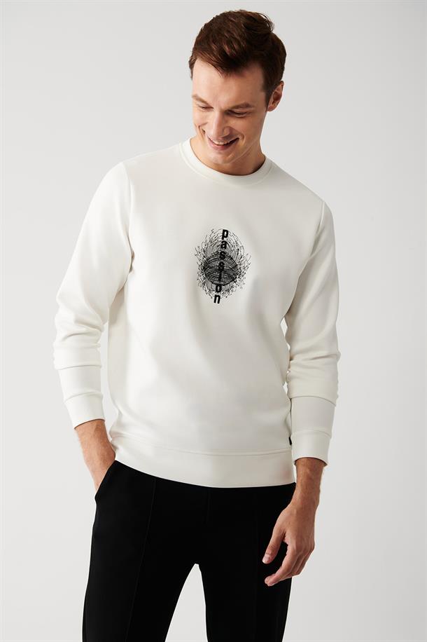 Beyaz İnterlok Kumaş Bisiklet Yaka Baskılı Sweatshirt