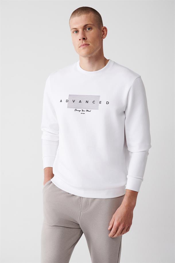 Beyaz İnterlok Kumaş Bisiklet Yaka Baskılı Sweatshirt