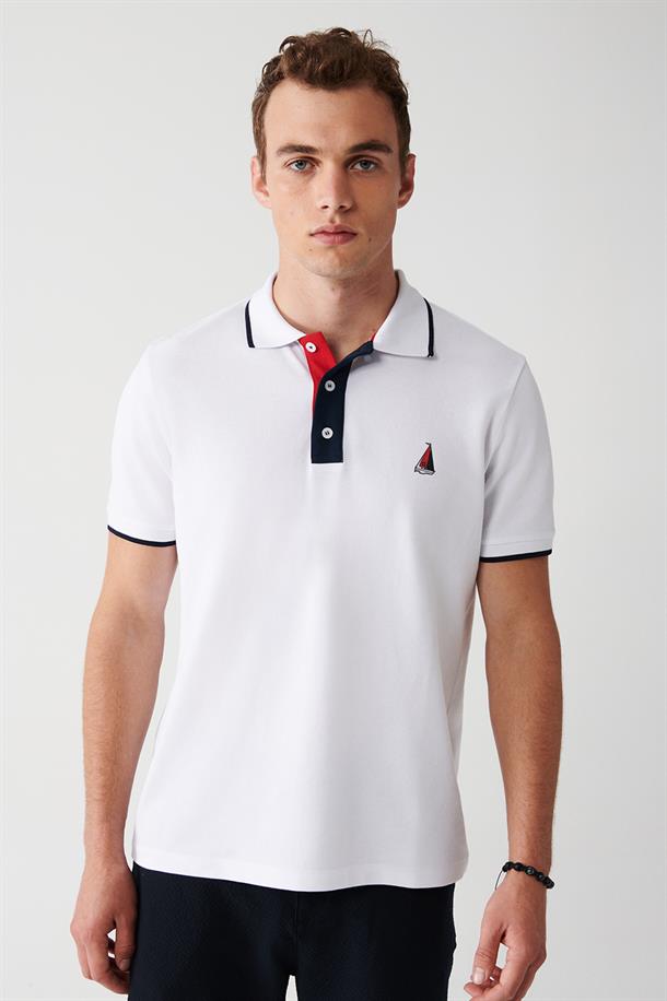 Beyaz Marine Temalı Polo Yaka T-Shirt