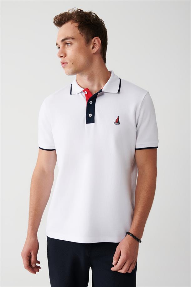 Beyaz Marine Temalı Polo Yaka T-Shirt