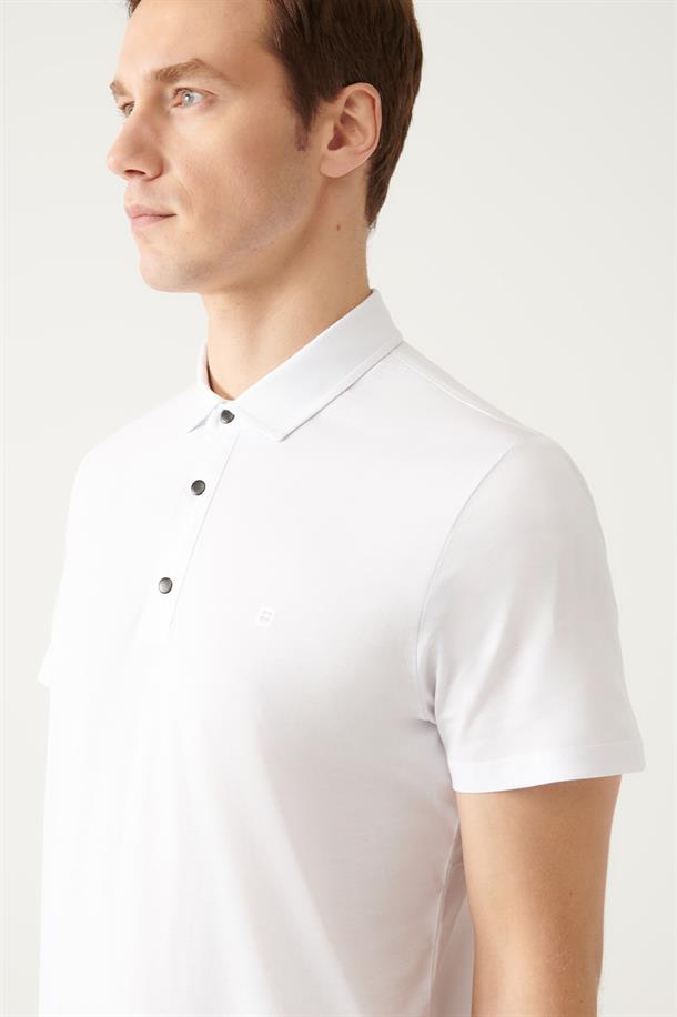 Beyaz Polo Yaka Örme T-Shirt