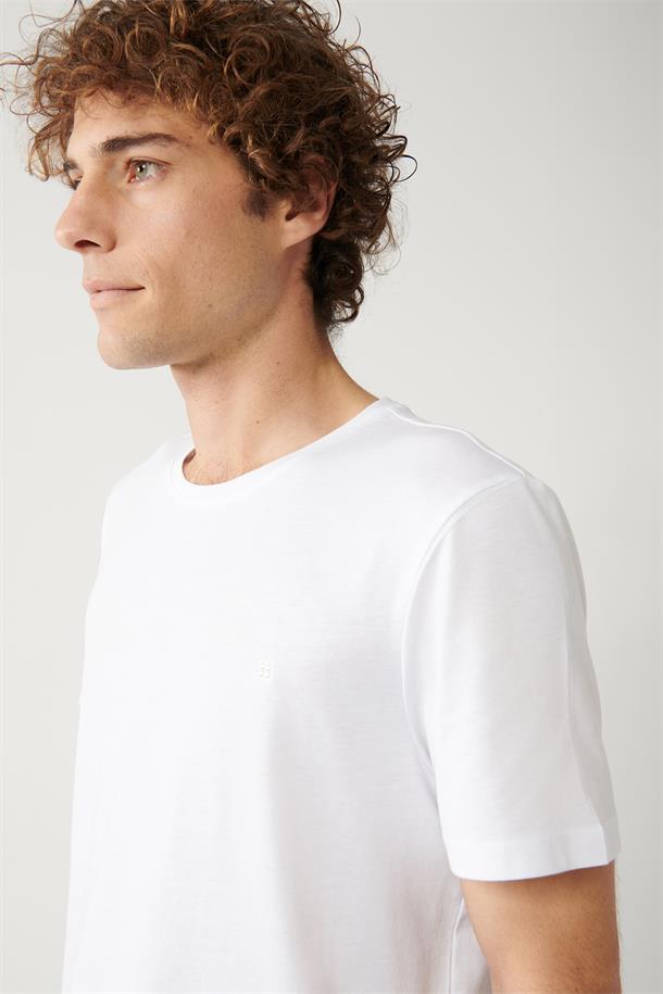 Beyaz Ultrasoft Bisiklet Yaka Düz Regular Fit Standart Kesim Modal T-Shirt