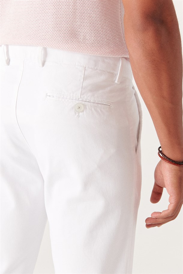 Beyaz Yandan Cepli Comfort Slim Fit Pantolon