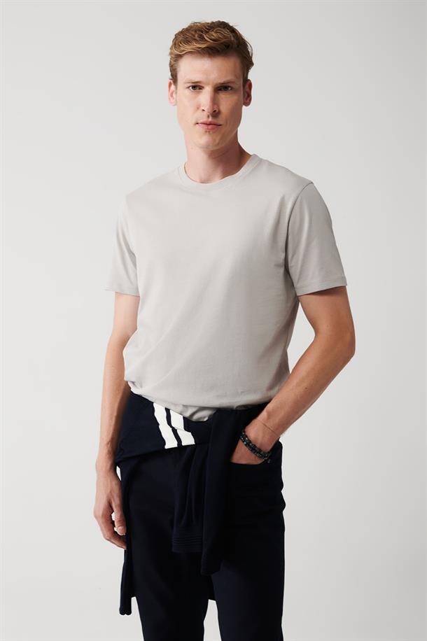 Gri %100 Pamuk Nefes Alan Bisiklet Yaka Slim Fit T-Shirt