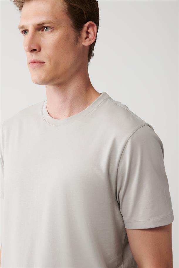 Gri %100 Pamuk Nefes Alan Bisiklet Yaka Slim Fit T-Shirt