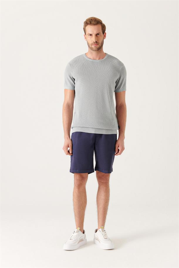 Gri Bisiklet Yaka Dokulu Basic Triko T-shirt