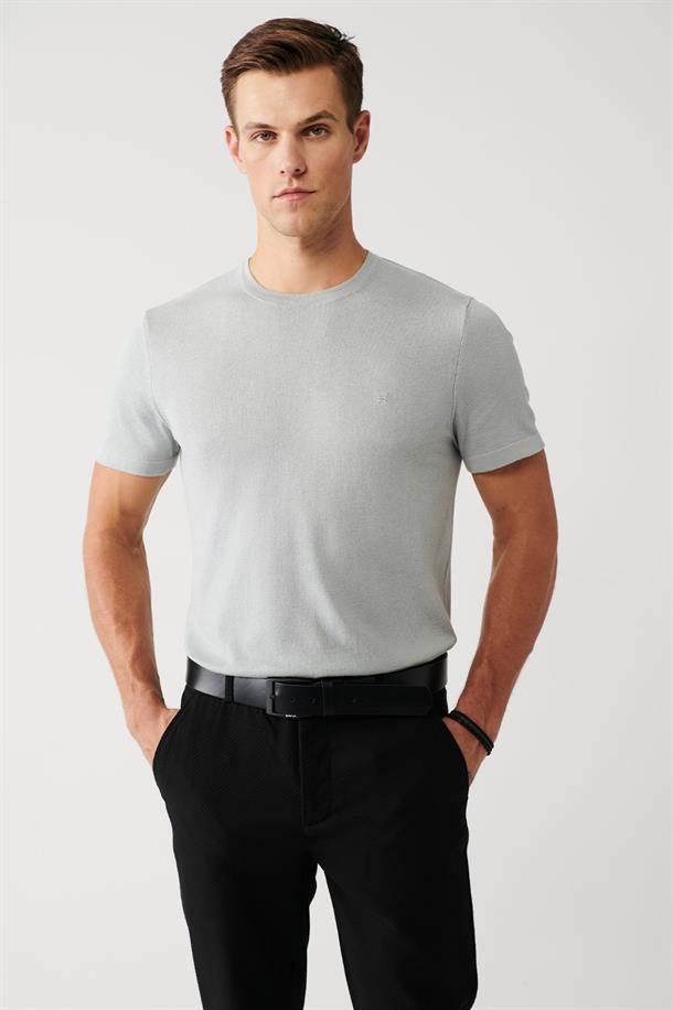 Gri Bisiklet Yaka Pamuklu Regular Fit İnce Triko T-Shirt