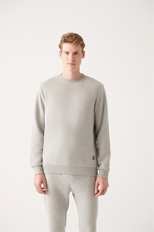 Gri Bisiklet Yaka Şardonlu 3 İplik Pamuklu Sweatshirt