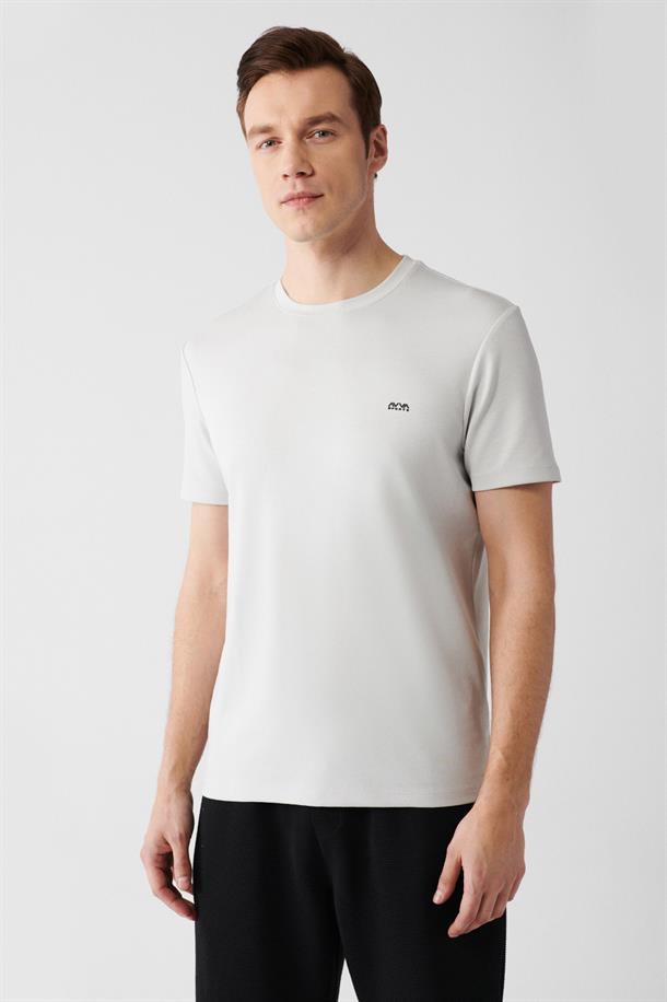 Gri Bisiklet Yaka Sırt ve Göğsü Logo Baskılı T-shirt