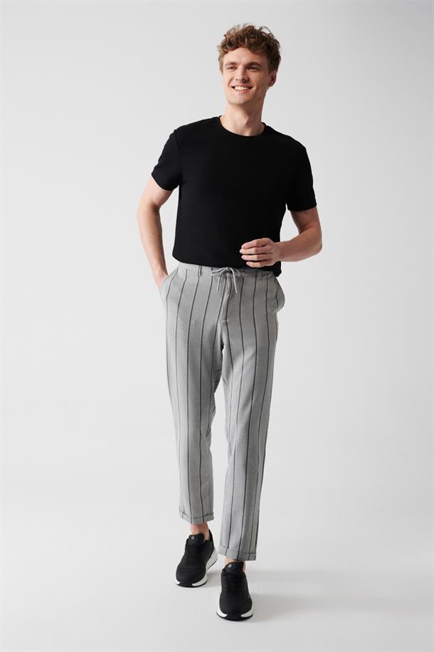Gri Çizgili Jogger Pantolon