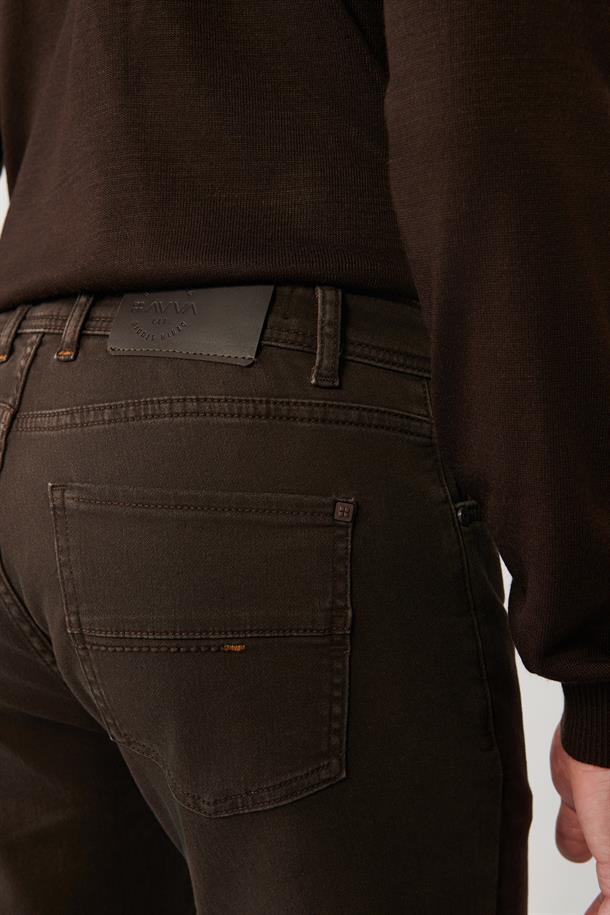 Kahve Eskitme Yıkamalı Örme Pantolon
