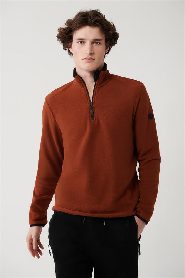 Kiremit Dik Yaka Soğuğa Dayanıklı Yarım Fermuarlı Regular Fit Standart Kesim Polar Sweatshirt