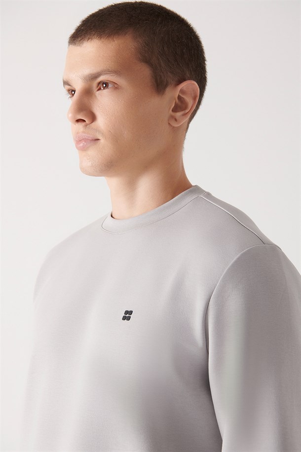 Kumaş Özellikli Sweatshirt