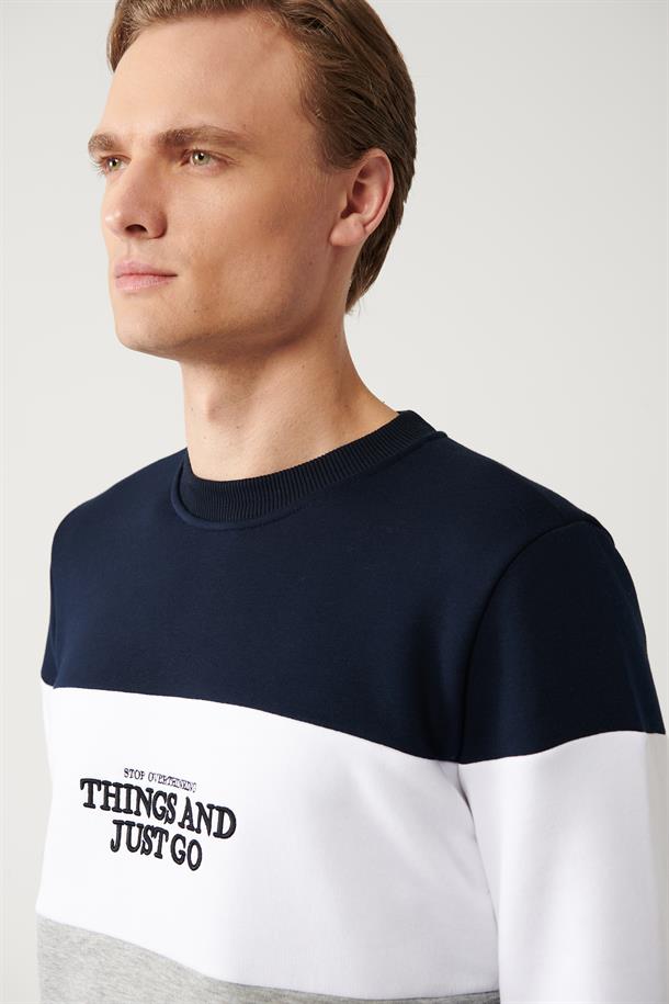 Lacivert-Bayaz-Gri Bisiklet Yaka Parçalı Sweatshirt