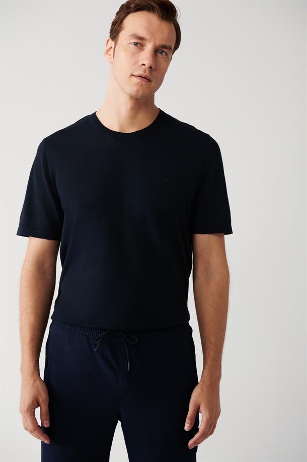 Lacivert Bisiklet Yaka Pamuklu Regular Fit Standart Kesim İnce Triko T-Shirt