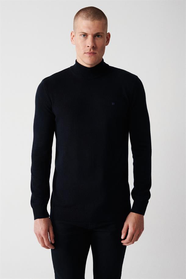 Lacivert Yarım Balıkçı Yaka Tüylenmeyen Unisex Triko Kazak