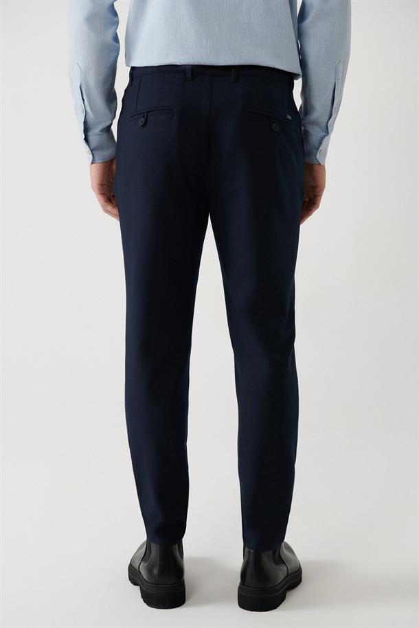 Lacivert Yumuşak Tuşeli Slim Fit Chino Pantolon