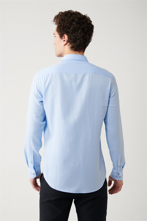 Mavi Alttan Britli Yaka Pamuklu Armürlü Slim Fit Gömlek