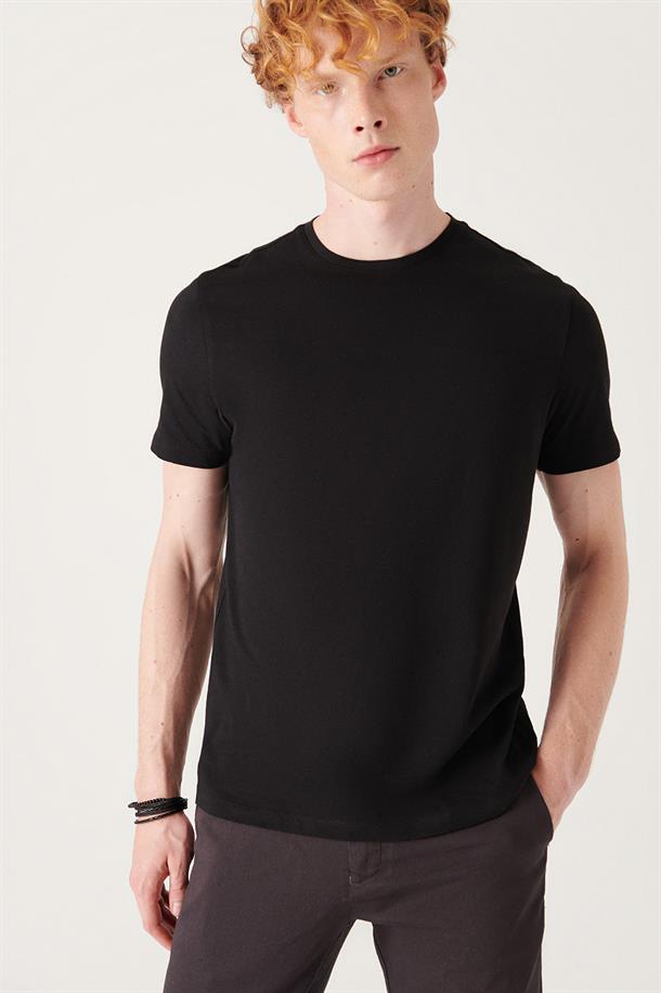 Siyah %100 Pamuk Nefes Alan Bisiklet Yaka Slim Fit T-Shirt
