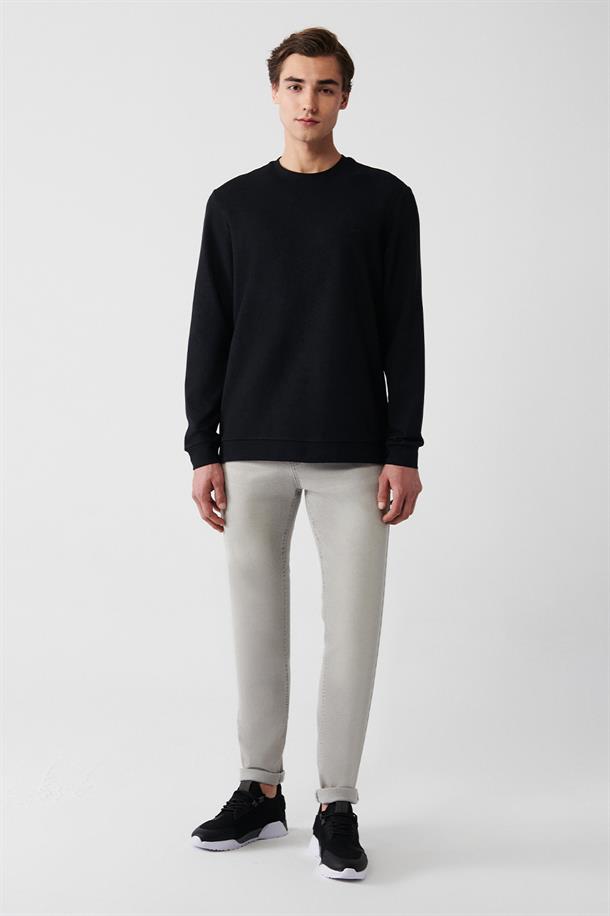 Siyah Bisiklet Yaka Baskılı Slim Fit Sweatshirt