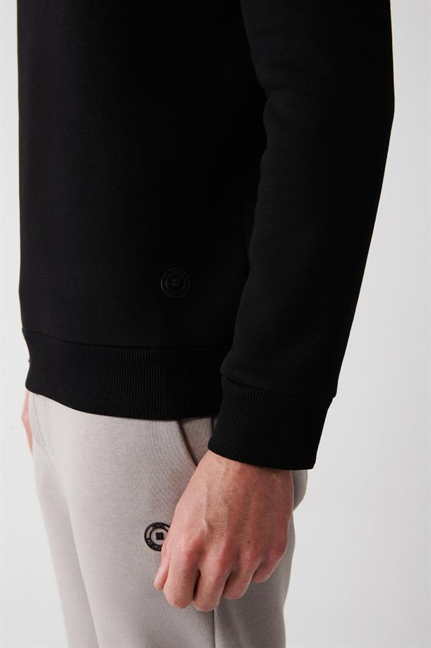 Siyah Bisiklet Yaka İçi Polarlı 3 İplik Pamuklu Regular Fit Standart Kesim Unisex Sweatshirt