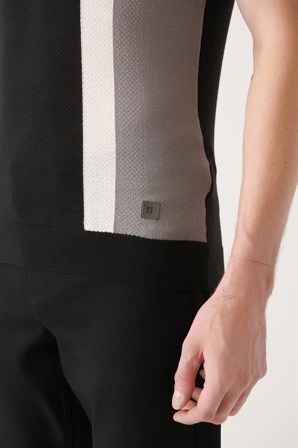 Siyah Bisiklet Yaka Renk Bloklu Triko T-shirt