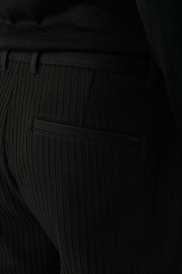 Siyah Dokulu Slim Fit Örme Chino Pantolon
