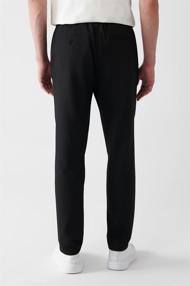 Siyah Dokuma Likralı Relaxed Fit Jogger Pantolon