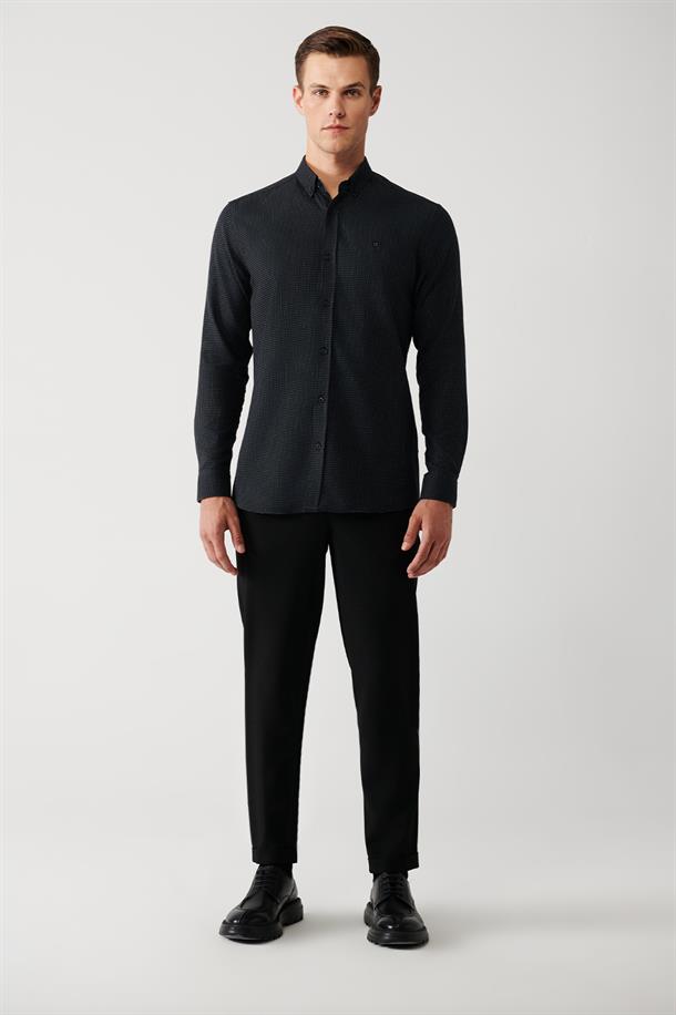 Siyah Düğmeli Yaka Dokulu Pamuklu Slim Fit Gömlek
