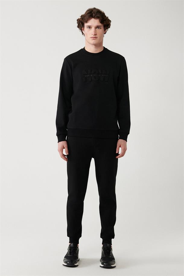 Siyah İnterlok Kumaş Bisiklet Yaka Gofre Baskılı Sweatshirt
