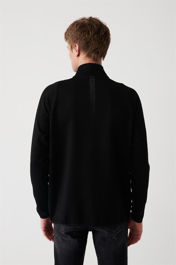 Siyah İnterlok Kumaş Yarım Fermuarlı Yaka Reglan Kol Sweatshirt