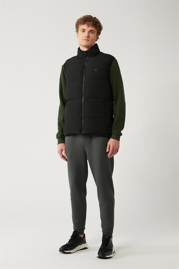 Siyah Kapüşonlu Dik Yaka Su İtici Kumaş Slim Fit Dar Kesim Şişme Yelek