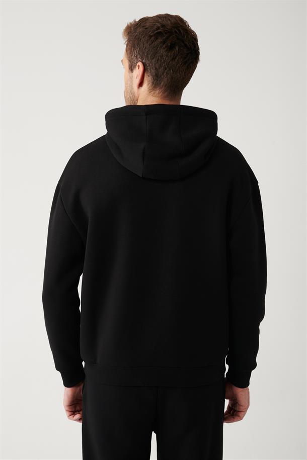 Siyah Kapüşonlu Yaka Gofre Baskılı Şardonlu 3 İplik Comfort Fit Rahat Kesim Sweatshirt