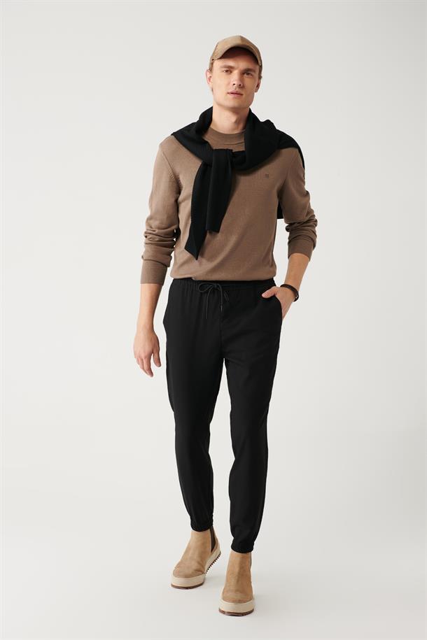 Siyah Paçası Lastikli Jogger Slim Fit Pantolon