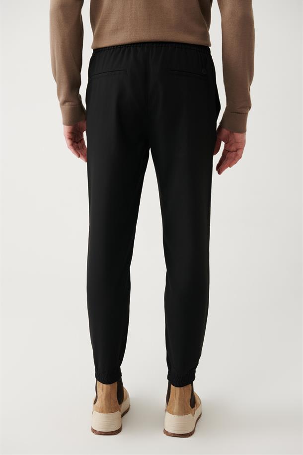 Siyah Paçası Lastikli Jogger Slim Fit Pantolon