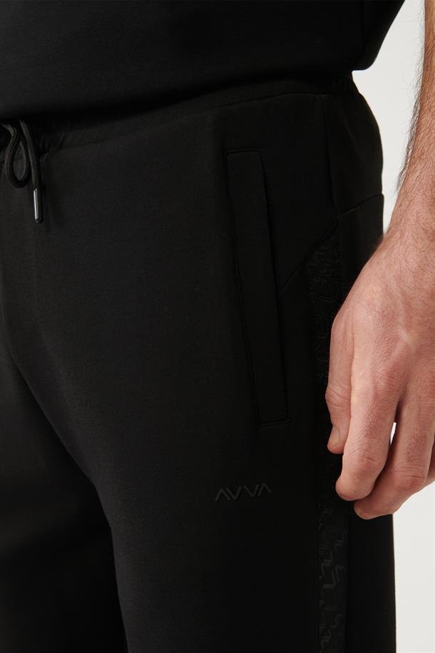 Siyah Parçalı İnterlok Yan Baskılı Jogger