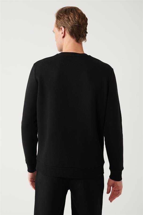 Siyah Şardonlu Kumaş Bisiklet Yaka Flok Baskılı Sweatshirt