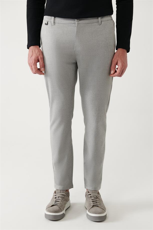 Açık Gri Beli Lastikli Diyagonal Desenli Relaxed Fit Pantolon