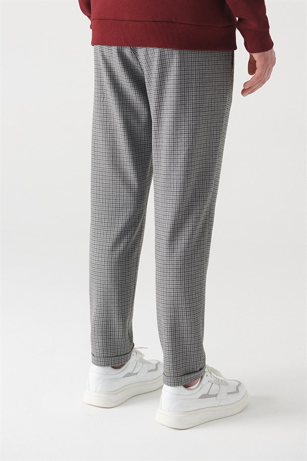 Açık Gri Beli Lastikli Ekoseli Relaxed Fit Jogger Pantolon