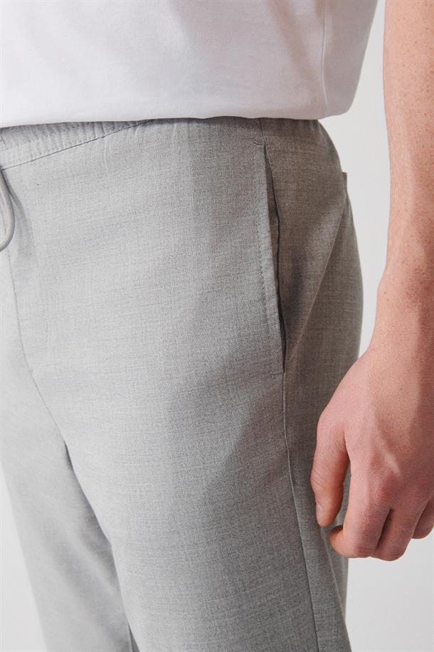 Açık Gri Yandan Cepli Beli Lastikli Bağcıklı Duble Paça Relaxed Fit Jogger Pantolon